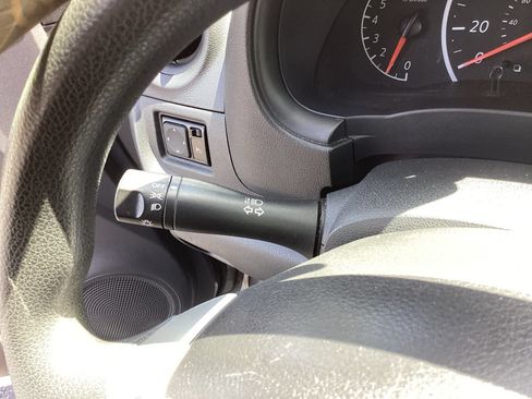 Used 2017 Nissan Versa S Plus FWD image 14
