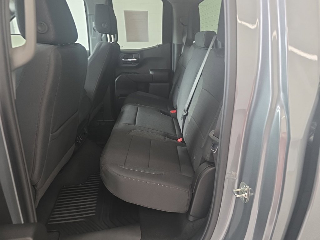 Used 2026 Chevrolet Silverado 1500 Custom w/ Turbomax Blackout Package AWD/4WD image 26