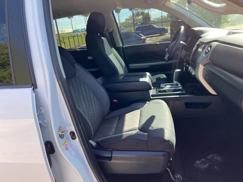 Used 2020 Toyota Tundra SR5 w/ SR5 Upgrade Package image 7
