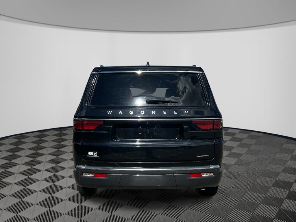Used 2022 Jeep Wagoneer Series II AWD/4WD image 4