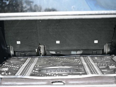 Used 2016 Jeep Wrangler Unlimited Sport image 19