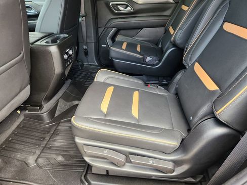 Used 2023 GMC Yukon AT4 w/ AT4 Premium Plus Package image 31