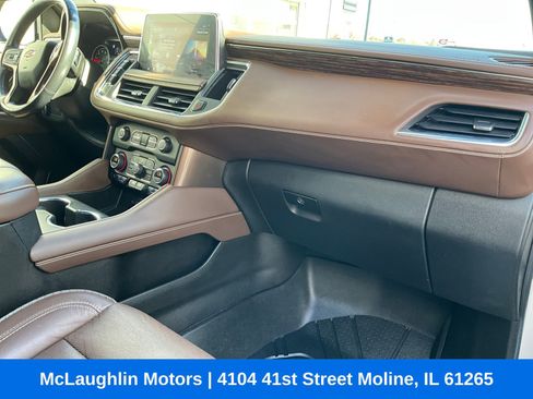 Used 2021 Chevrolet Suburban High Country image 11