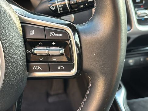 Used 2023 Kia Sorento S w/ Panoramic Sunroof Package AWD/4WD image 15