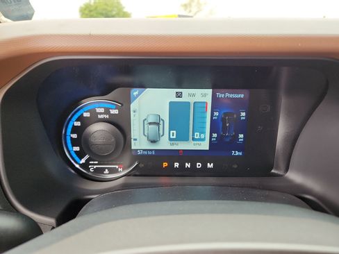 New 2024 Ford Bronco Outer Banks image 14