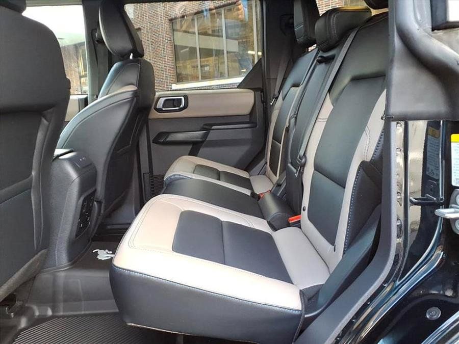 Used 2024 Ford Bronco Wildtrak AWD/4WD image 30