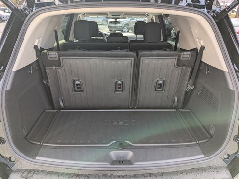 New 2025 Nissan Pathfinder SV w/ Cargo Package image 15