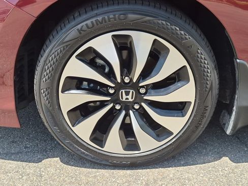 Used 2017 Honda Accord EX-L image 12