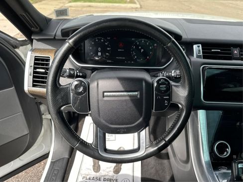 Used 2018 Land Rover Range Rover Sport SE image 28