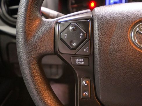 Used 2022 Toyota Tacoma SR w/ SR Convenience Package image 36