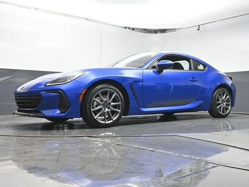 Certified 2025 Subaru BRZ Premium w/ Popular Package 1 RWD image 28