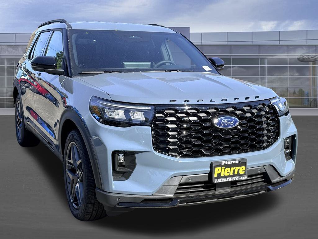 New 2026 Ford Explorer ST-Line w/ ST-Line Street Pack AWD/4WD image 2