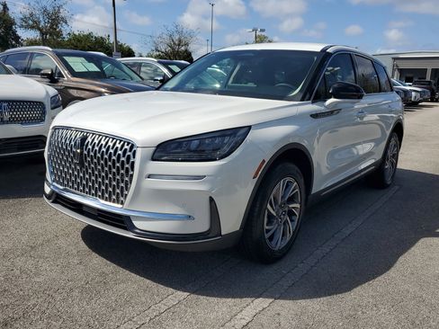 Certified 2023 Lincoln Corsair FWD w/ Equipment Group 101A image 3