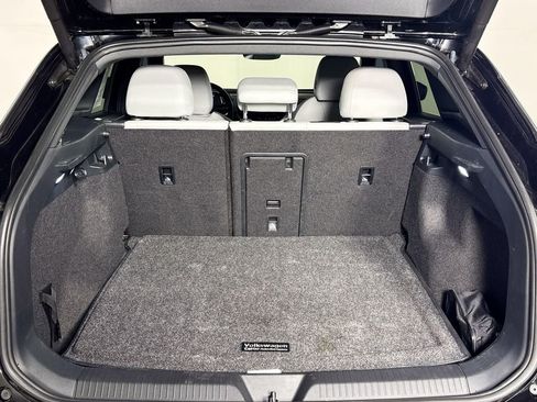 Certified 2021 Volkswagen ID.4 Pro S w/ Gradient Package image 22