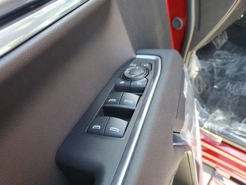 New 2026 GMC Sierra 1500 SLT image 20