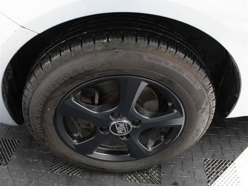 Used 2006 Kia Rio Sedan image 18