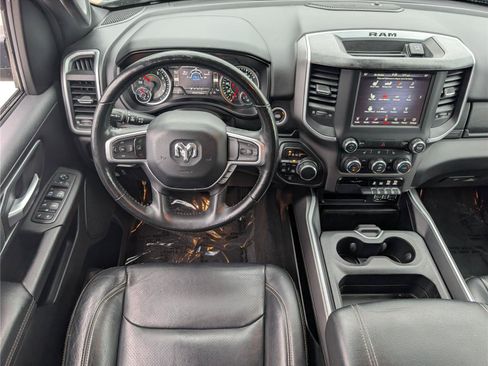 Used 2020 RAM 1500 Big Horn AWD/4WD image 16
