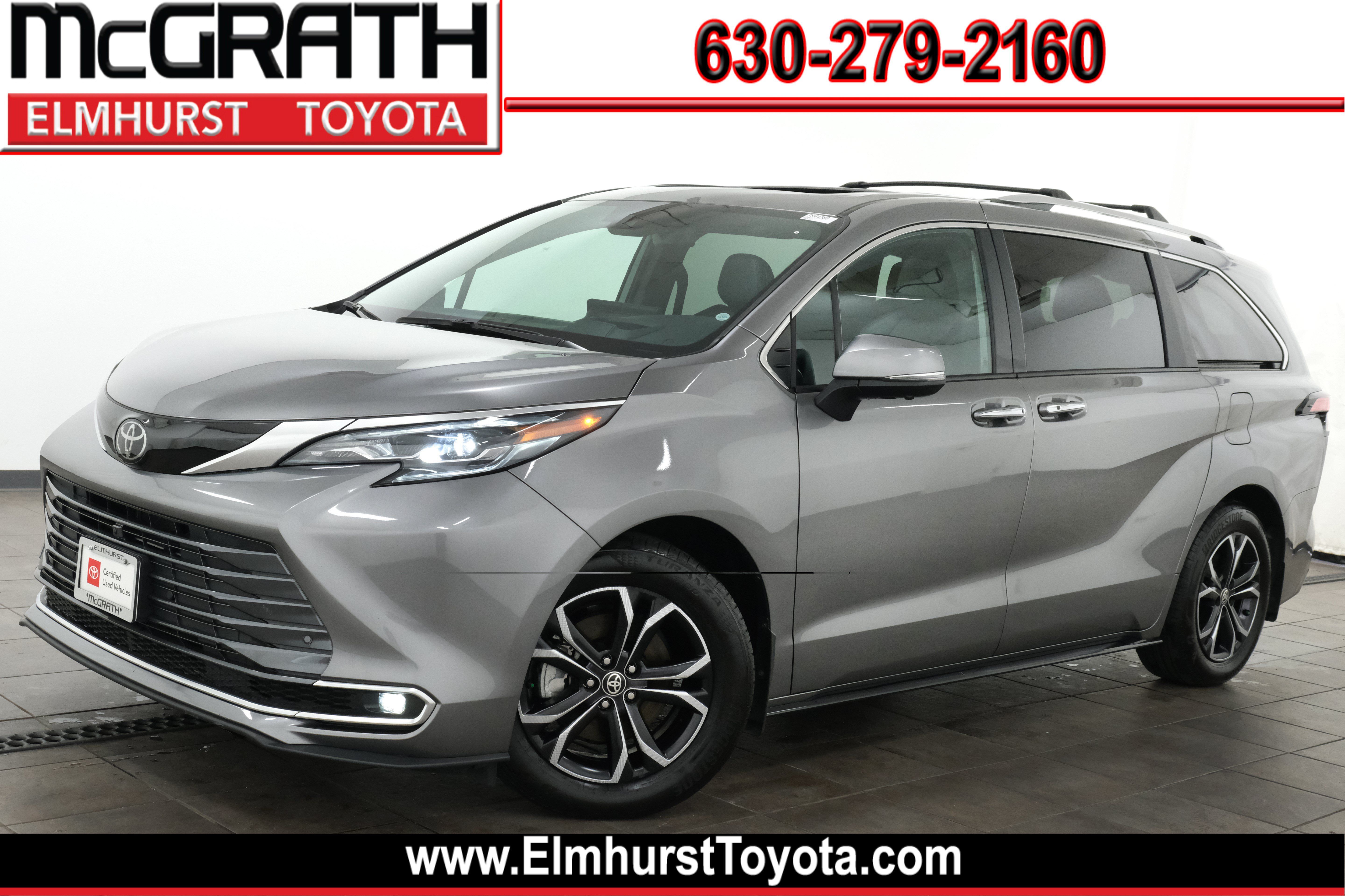 Certified 2026 Toyota Sienna Platinum AWD/4WD image 1