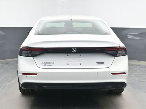 New 2026 Honda Accord Touring image 9