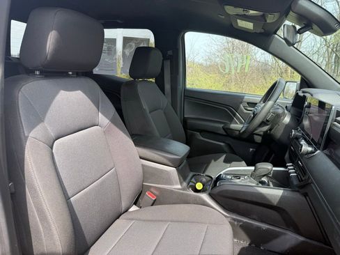 Used 2024 Chevrolet Colorado W/T w/ WT Convenience Package image 20