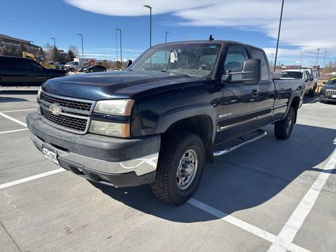 Used 2006 Chevrolet Silverado 2500 LT w/ Onstar Plus Package image 1