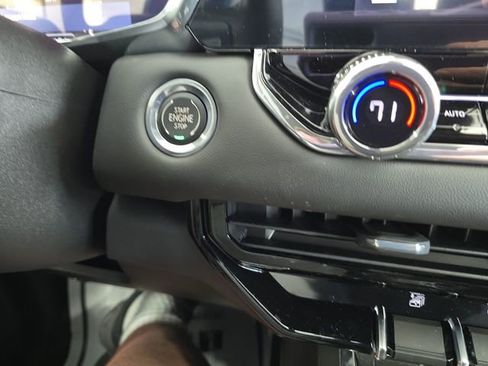 New 2026 GMC Canyon Elevation w/ Convenience Package image 22