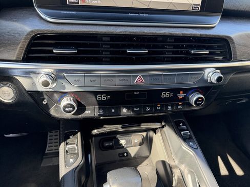 Used 2020 Kia Telluride SX w/ SX Prestige Package AWD/4WD image 22