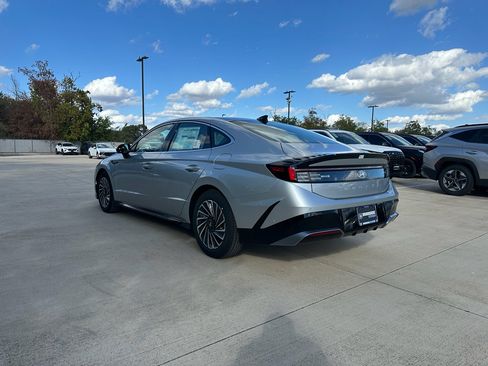 New 2026 Hyundai Sonata Limited image 7