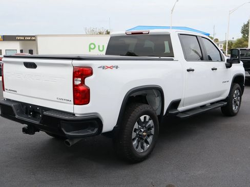 Used 2025 Chevrolet Silverado 2500 Custom w/ Custom Value Package AWD/4WD image 7