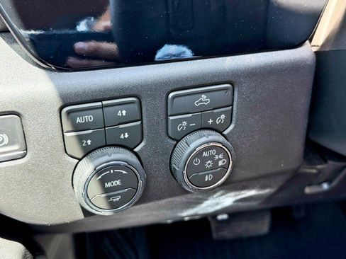 Certified 2026 Chevrolet Silverado 1500 RST AWD/4WD image 23
