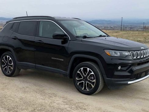 Used 2022 Jeep Compass Limited image 2