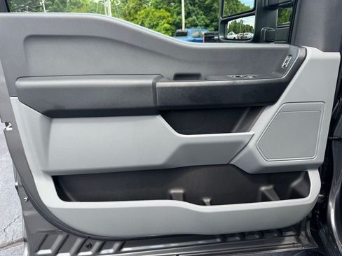New 2025 Ford F350 XL w/ XL Driver Assist Package RWD image 18
