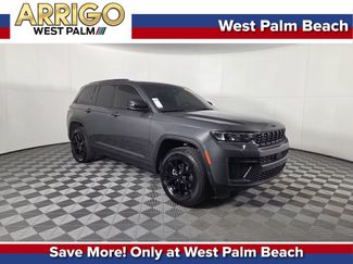 Used 2026 Jeep Grand Cherokee Altitude RWD video 1
