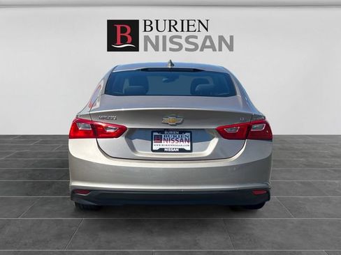 Used 2023 Chevrolet Malibu LT FWD image 4