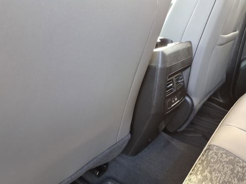 Used 2024 Chevrolet Colorado ZR2 image 9