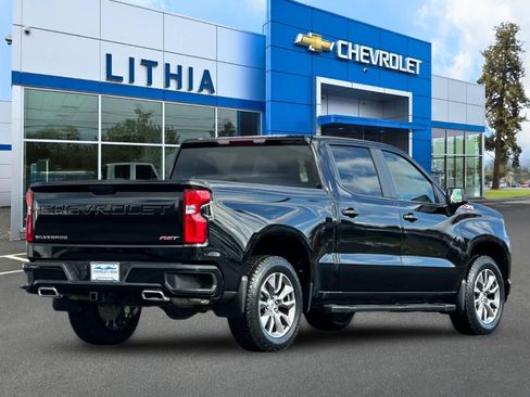 Used 2022 Chevrolet Silverado 1500 RST w/ Z71 Off-Road Package AWD/4WD image 2