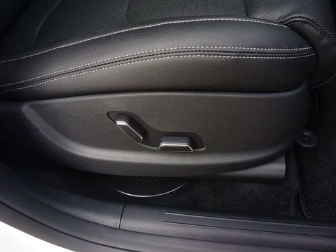 New 2026 Genesis GV70 2.5T image 22