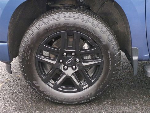 Certified 2024 Chevrolet Silverado 1500 RST image 33