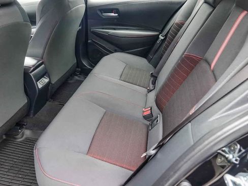 Used 2025 Toyota Corolla SE image 17