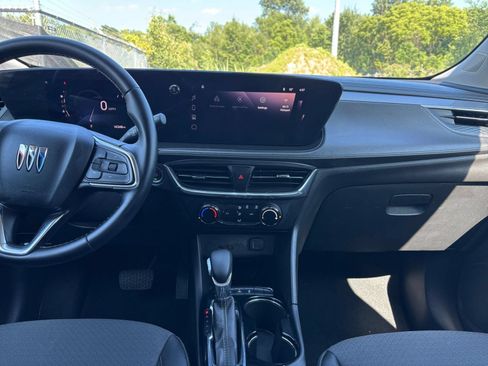 Used 2026 Buick Encore GX Preferred AWD/4WD image 17