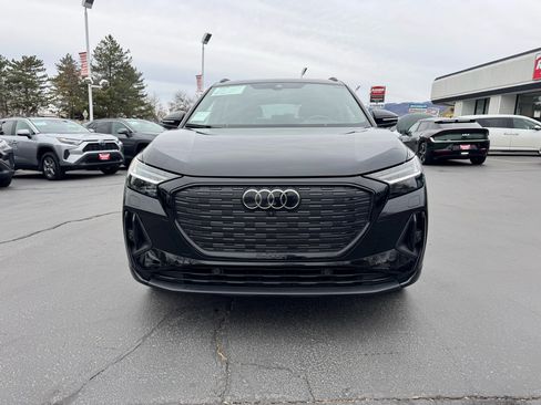 Used 2023 Audi Q4 e-tron Prestige w/ Black Optic Package image 11
