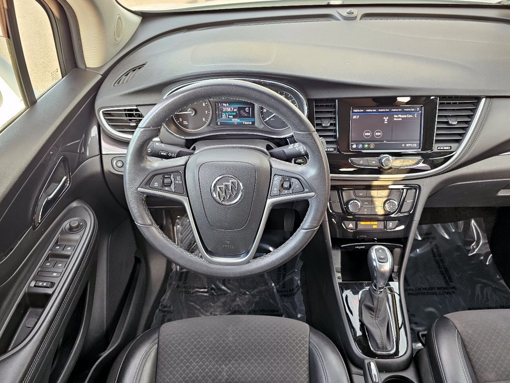 Used 2022 Buick Encore Preferred w/ Safety Package FWD image 5