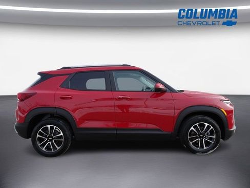 Certified 2026 Chevrolet TrailBlazer LT w/ Driver Confidence Package image 2