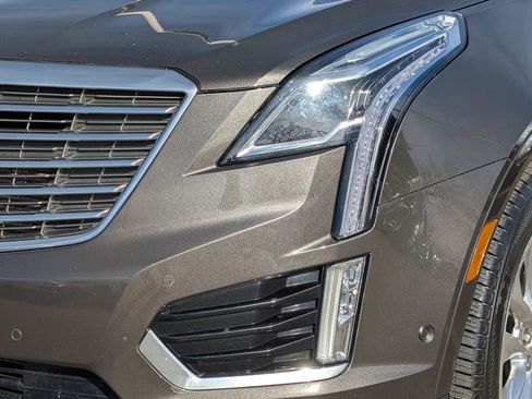 Used 2019 Cadillac XT5 Platinum image 8