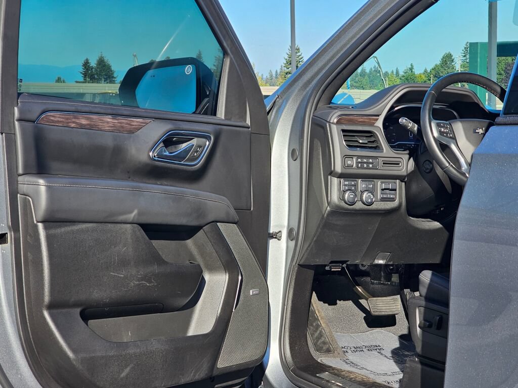 Certified 2023 Chevrolet Tahoe Z71 w/ Luxury Package AWD/4WD image 22
