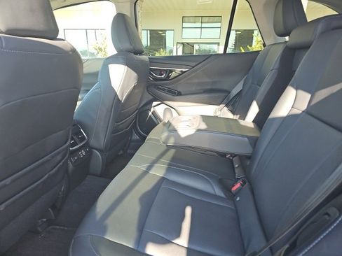 Used 2023 Subaru Outback Limited image 8