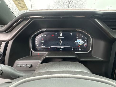 Used 2024 GMC Sierra 1500 AT4 w/ Technology Package image 21