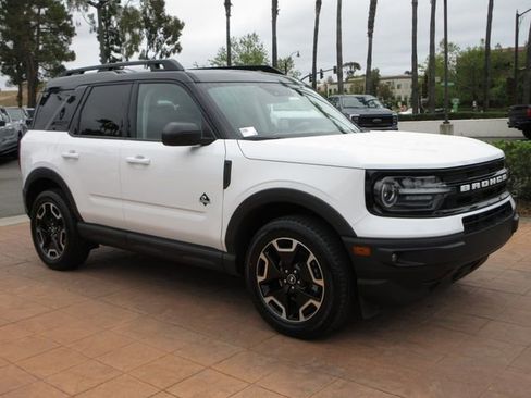 Certified 2022 Ford Bronco Sport Outer Banks w/ Tech Package AWD/4WD image 6
