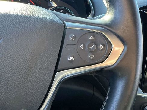 Used 2023 Chevrolet Traverse LT image 28