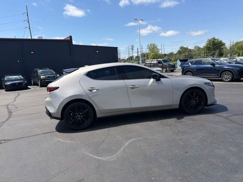 Used 2023 MAZDA MAZDA3 Hatchback w/Premium Plus Pkg AWD/4WD image 6